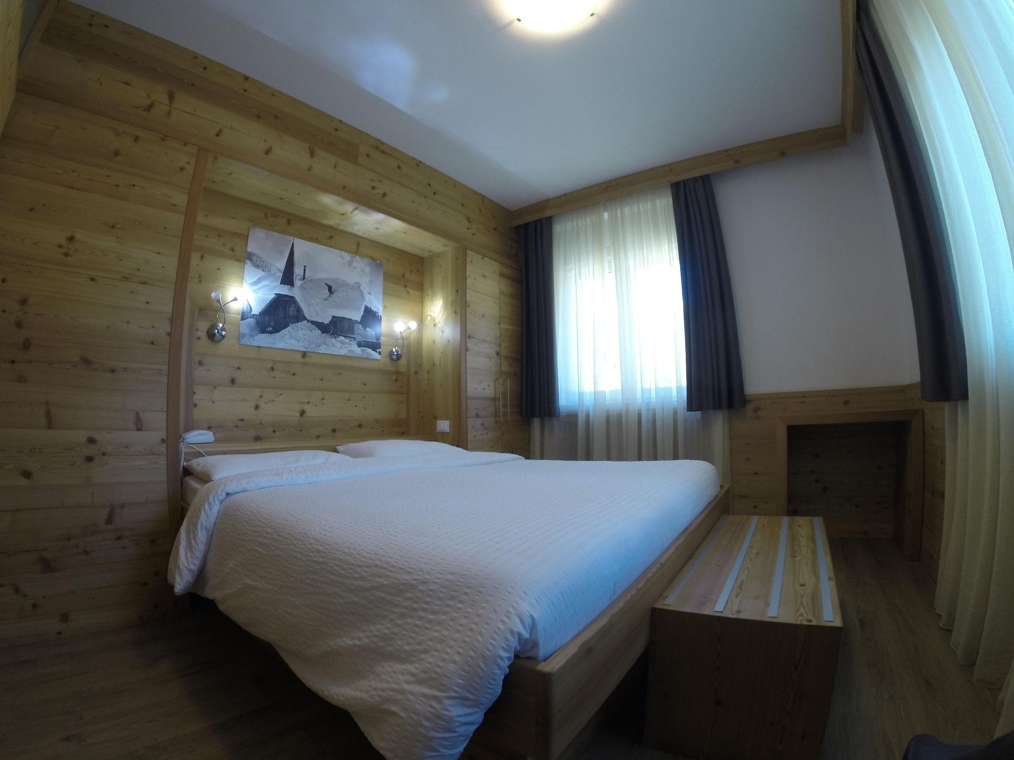 Hotel Garni Arnica ***S Hotel
